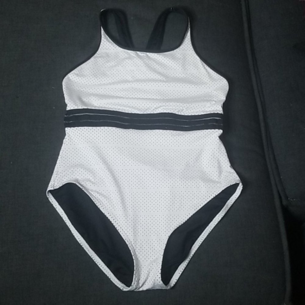 2/$25 Beach House White W/ Black Striped Mesh Inlay One Piece Racerback Swim SzL